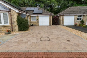 Driveway and paths installed by Stow Construction & Landscaping in Peebles, Scottish Borders 2014 using Marshalls Drivesett Savanna, Autumn and Pennant Grey, Fairstone Riven Harena, Autumn Bronze.